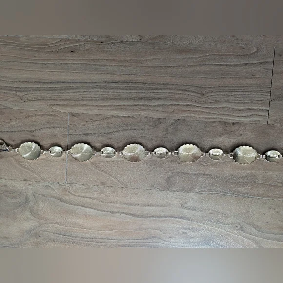 Princess Polly Gold Chain Belt - Picture 2 of 3